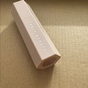 Fenty Beauty by Rihanna ‘star stuck ’ Match Stick Matte Skinstick, used twice